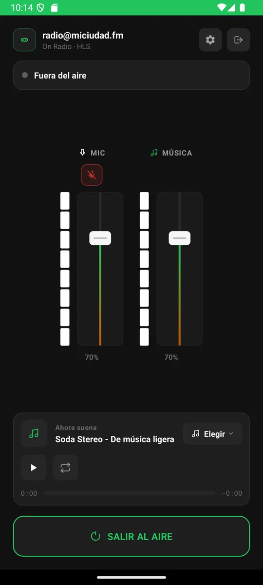 App SitiosWeb7 Radio: consola con faders de micrófono y música